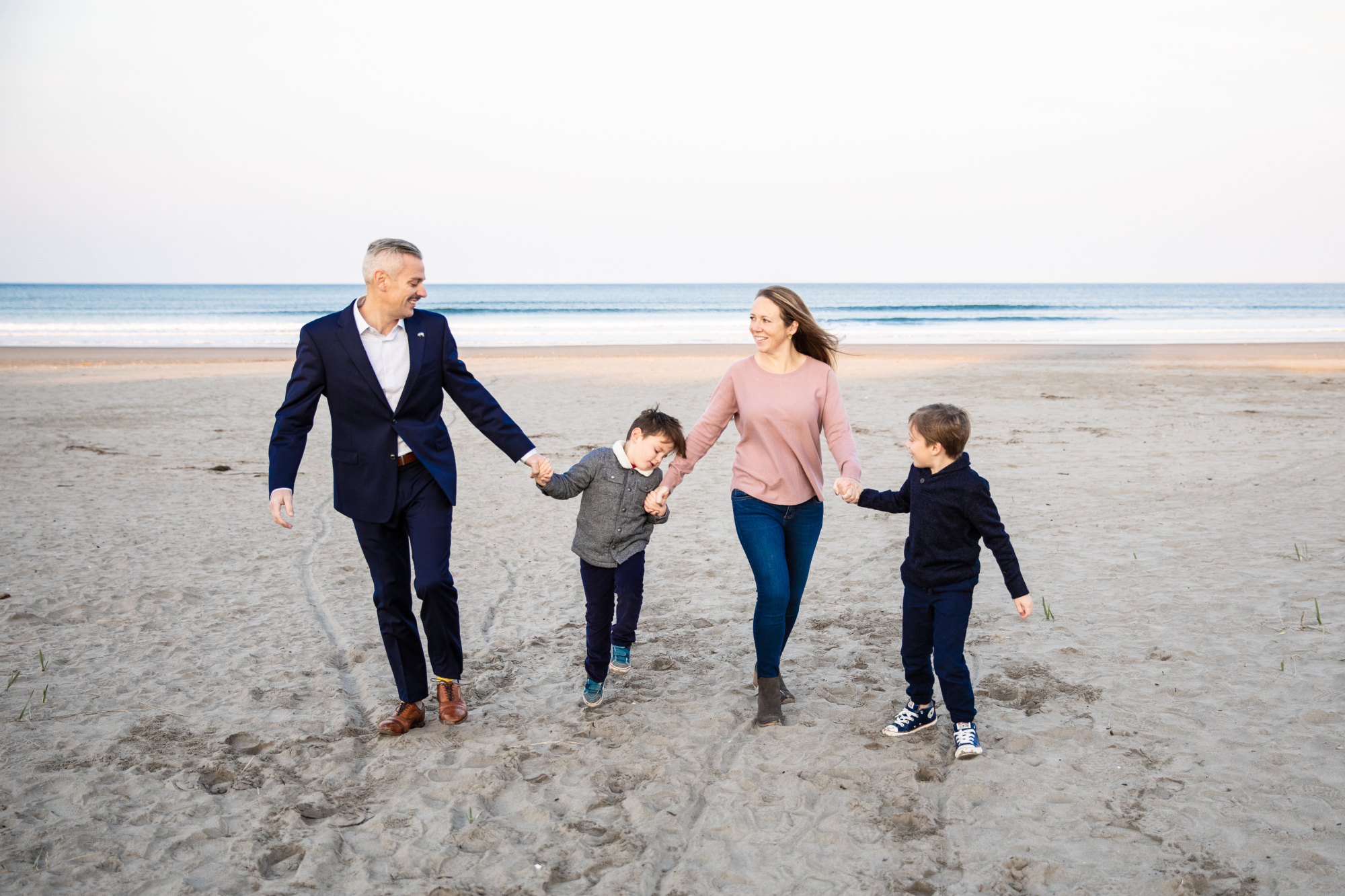 Seaside family moment on Fenwick Island